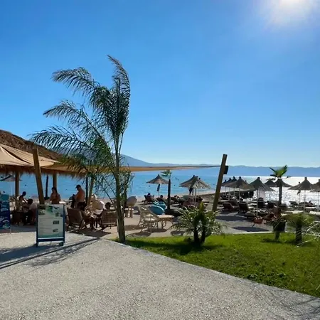 Hasani Appartamento Vlorë